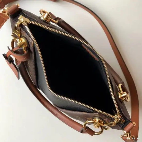 First bags ru reviews Vuitton Louis BB V Tote 0630